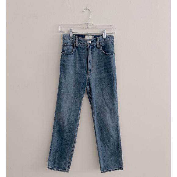 ABERCROMBIE & FITCH Ultra High Rise Ankle Straight | 2 (26) - Picture 8 of 16